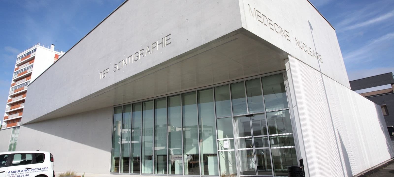 Façade du centre de médecine nucléaire de Lorient